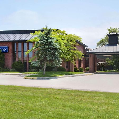 Travelodge By Wyndham Chatham Ngoại thất bức ảnh